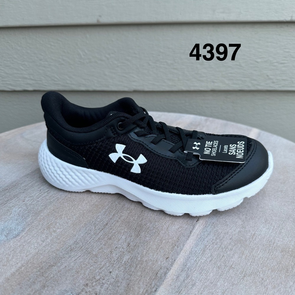 Under Armour Boys BPS Escape 4 AL Black White Running Shoes 3025513-001 Size 2Y